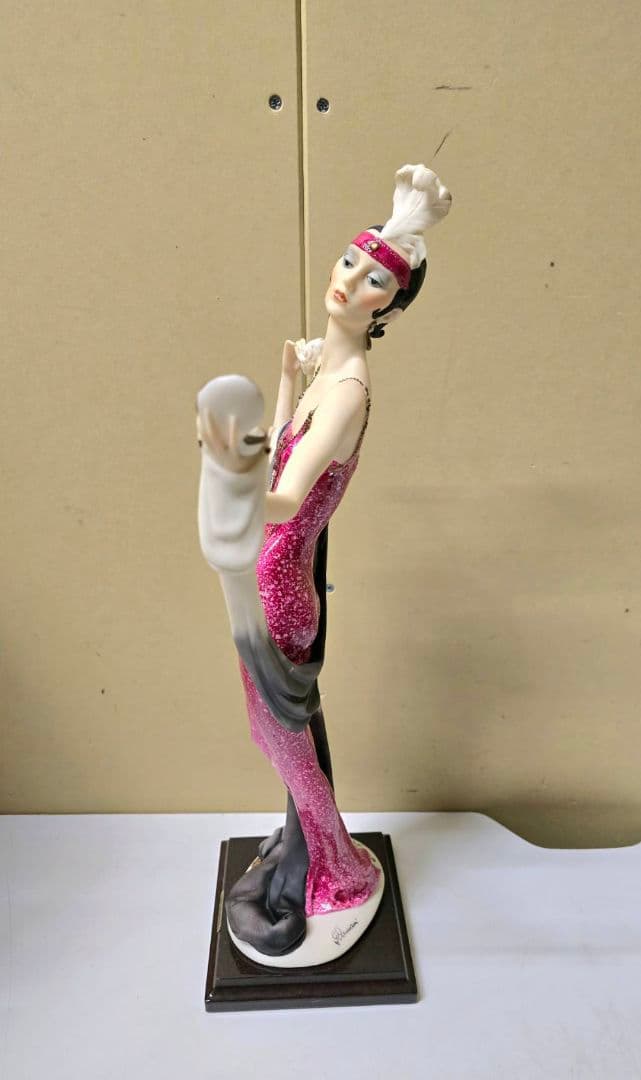 25 ジョゼッペ アルマーニ 陶器人形 THE MIRROR ザ ミラー