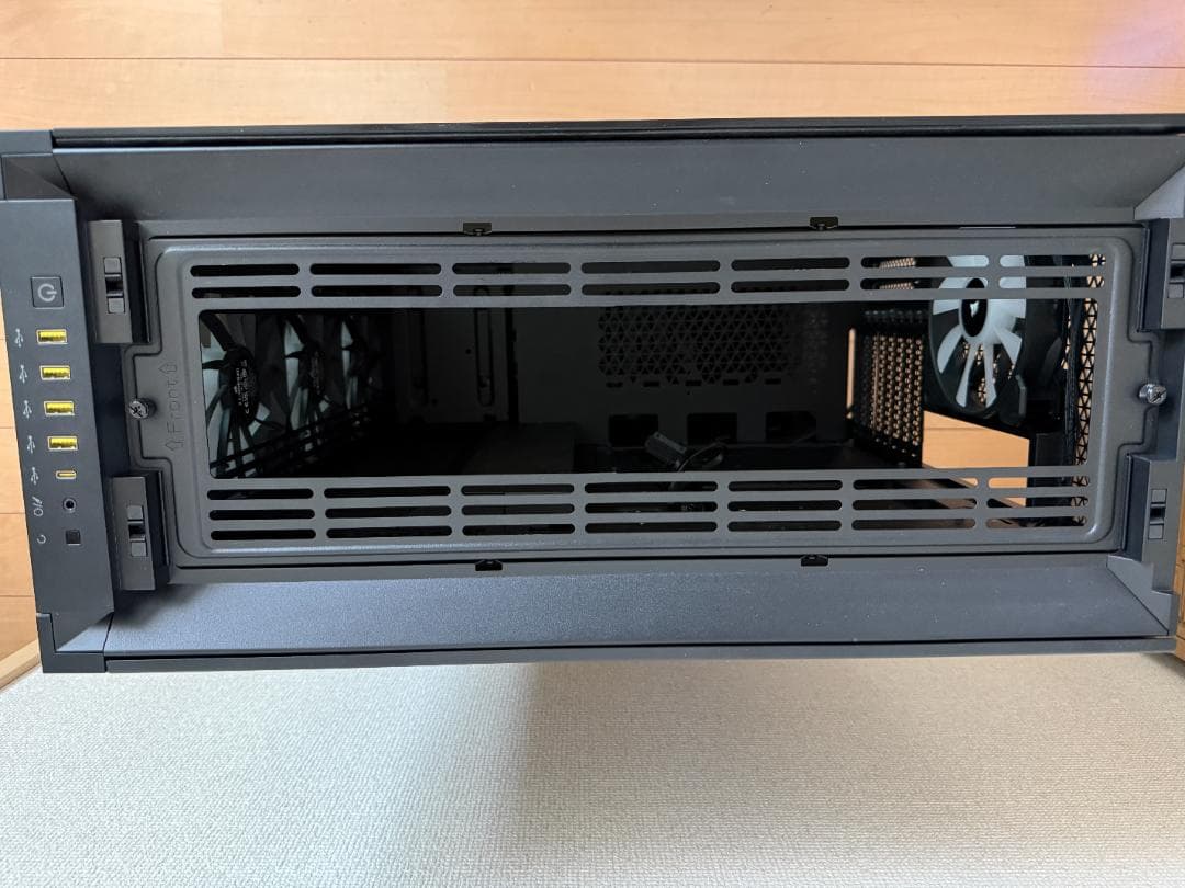 CORSAIR iCUE 7000X RGB（川端）