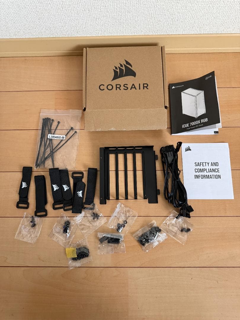 CORSAIR iCUE 7000X RGB（川端）