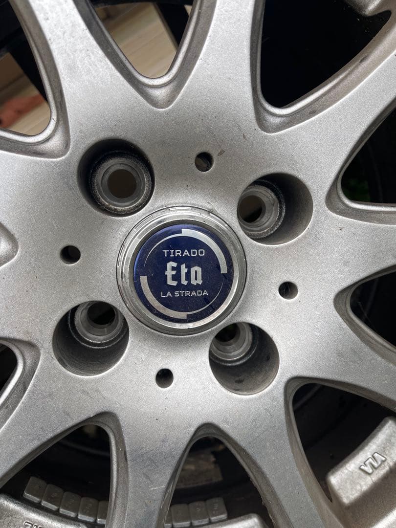 バリ山　DUNLOP スタッドレスタイヤ 175/60R15 手渡しのみ