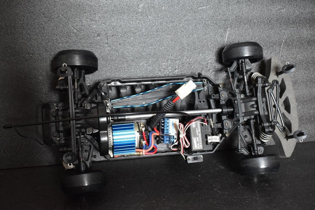 1/10 ヨコモ ドリフトパッケージ AE86 メカ付き プロポ付き