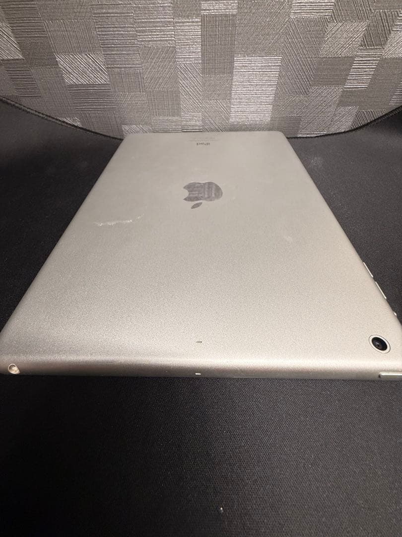 iPad Air 32GB、Wi-Fiモデル　動作⭕️