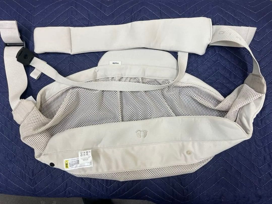 【美品】アップリカ　aprica クルムファースト　ベージュ