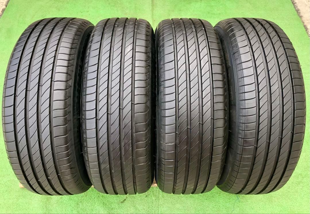 195/65 R15 MICHELIN PRIMACY 4ラジアルタイヤ