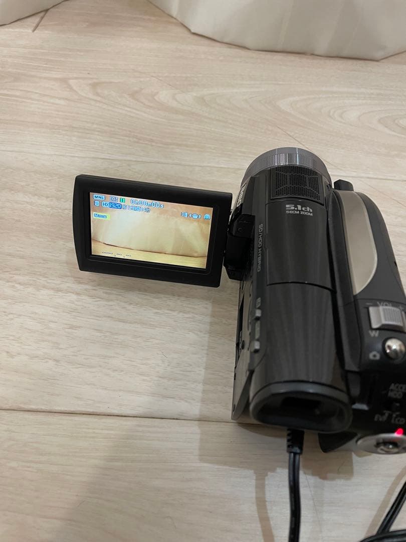 【美品】Panasonic デジタルハイビジョンビデオカメラ HDC-HS100
