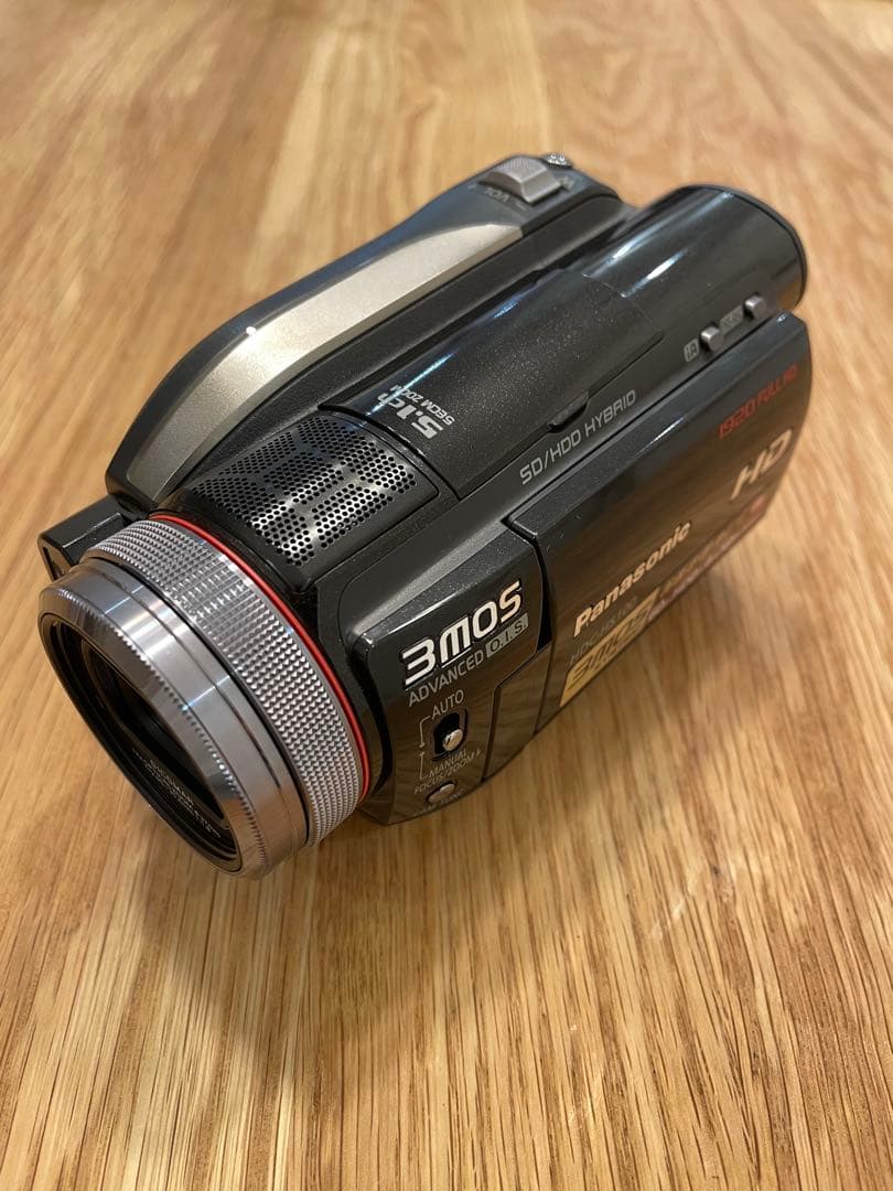 【美品】Panasonic デジタルハイビジョンビデオカメラ HDC-HS100