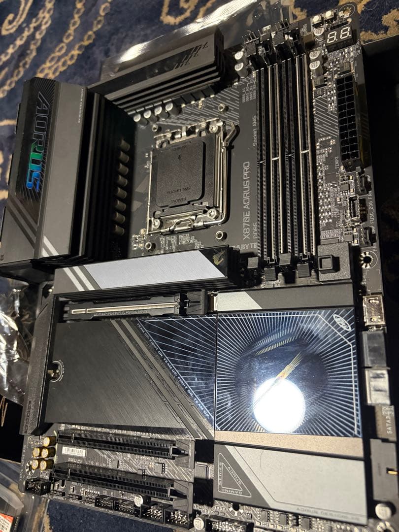 GIGABYTE X870E AORUS PROマザーボード