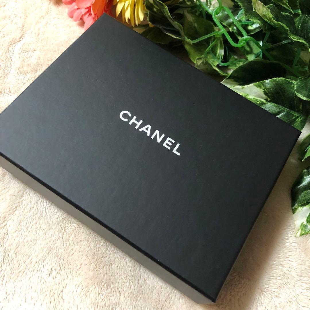 CHANEL シャネル　ビコローレ　二つ折り財布　ココマーク　シャンパンシルバー