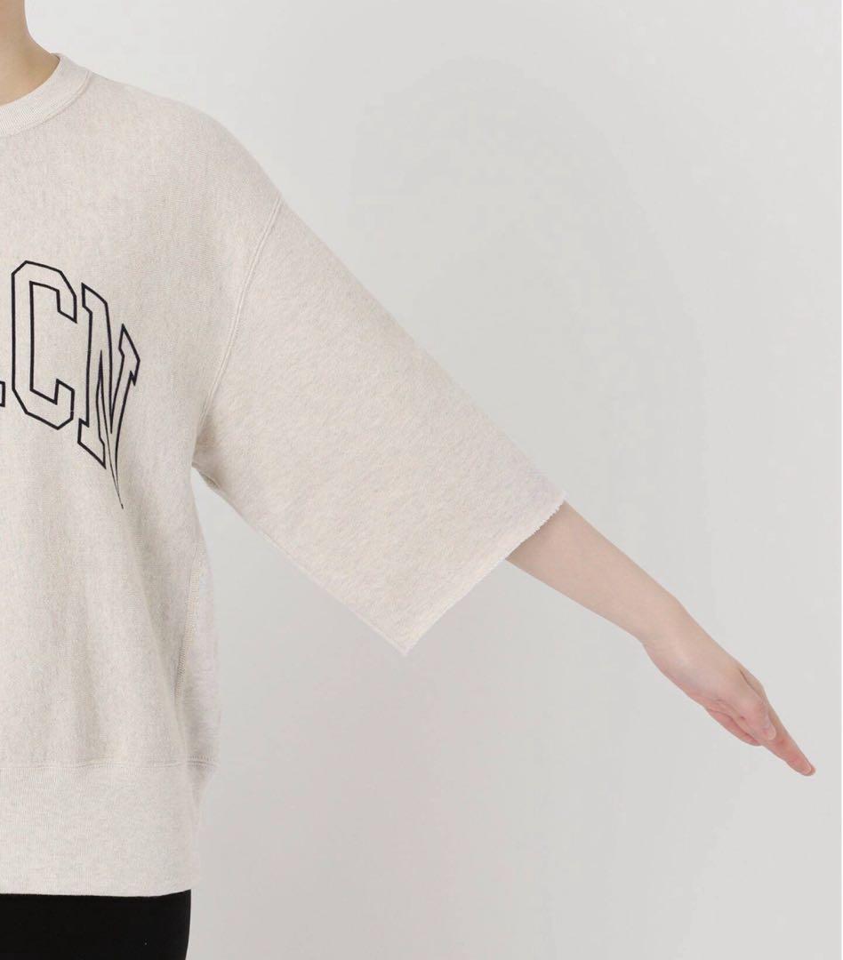 アパルトモンAmericana AMRCNロゴ Tシャツ