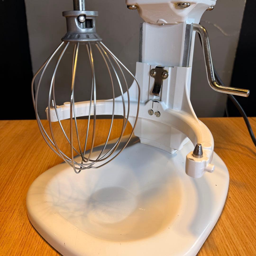 ト*ロ様 FMI キッチンエイド KSM5WH スタンドミキサー2019年製　厨