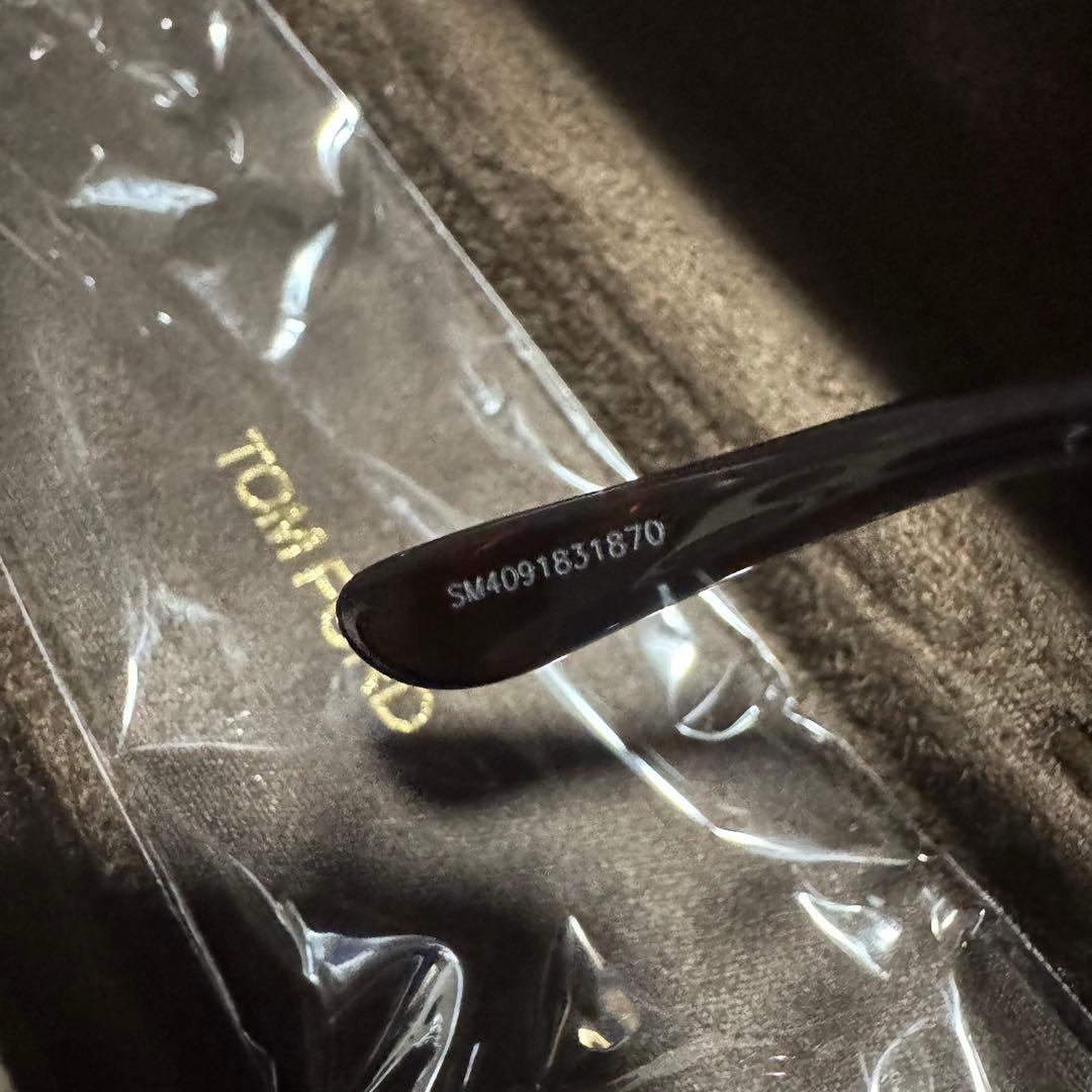 極美品　TOM FORD トムフォード TF1097 サングラス　付属品完備