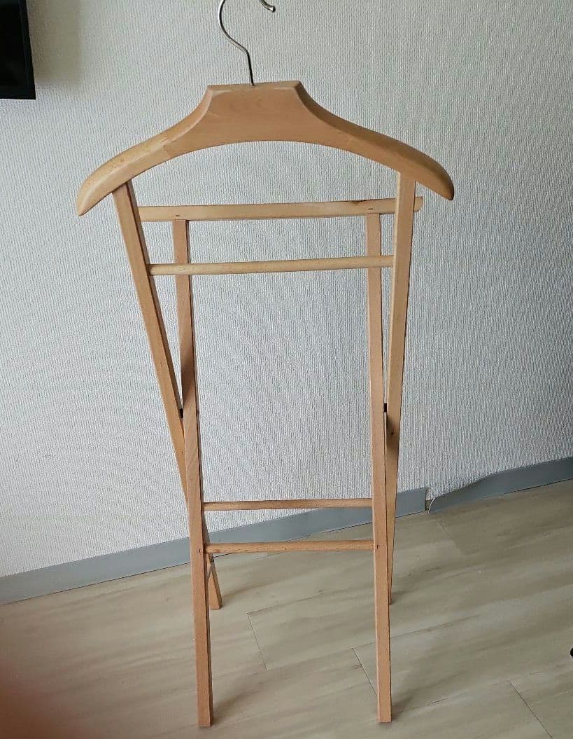 衣類ハンガー