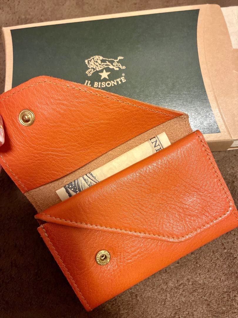 新品 IL BISONTE 二つ折り財布 キャメル