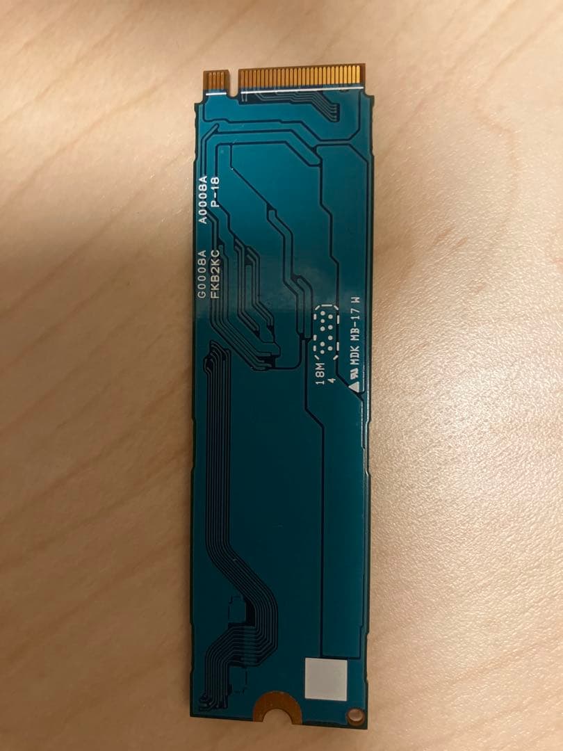 NVMe SSD 1TB 外付けケース付き USB3.1 動作確認済み ネジなし