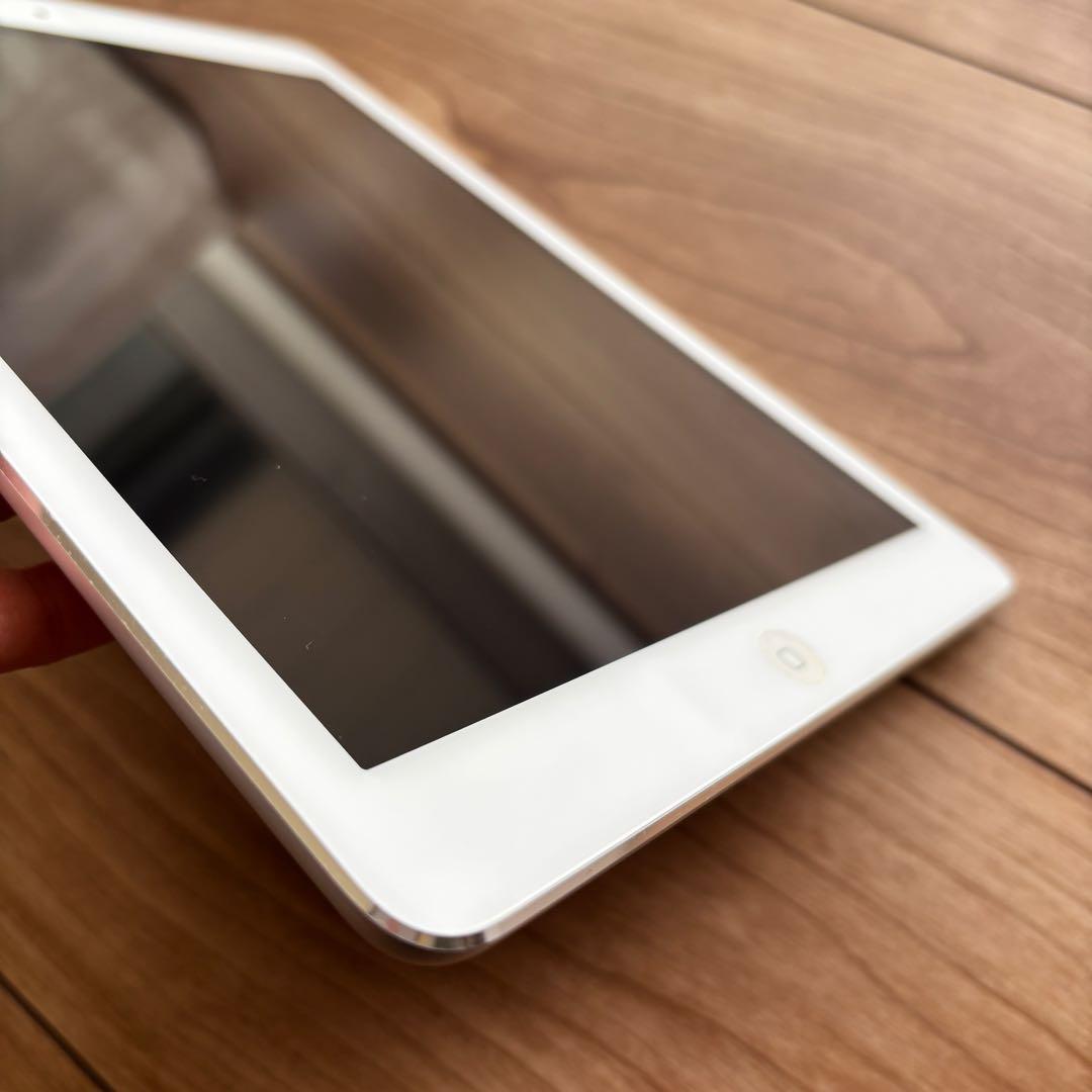 Apple iPad シルバー 本体