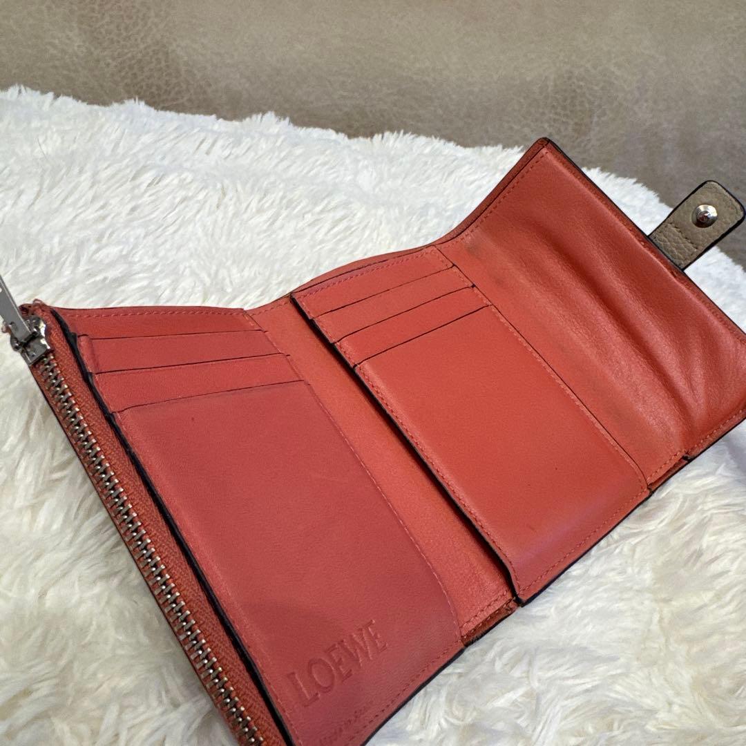 LOEWE 三つ折り財布 グレーベージュ