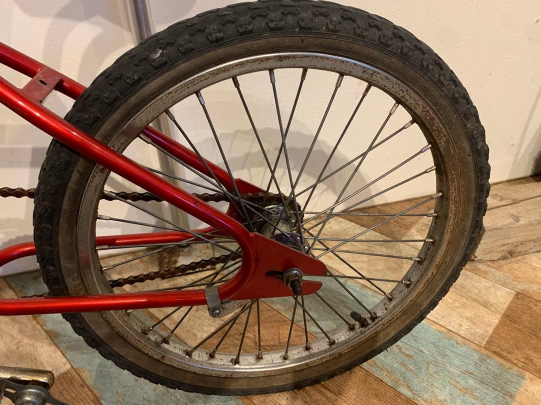 SCREAMIN' WHEELS BMX バイクビーチクルーザー　20インチ