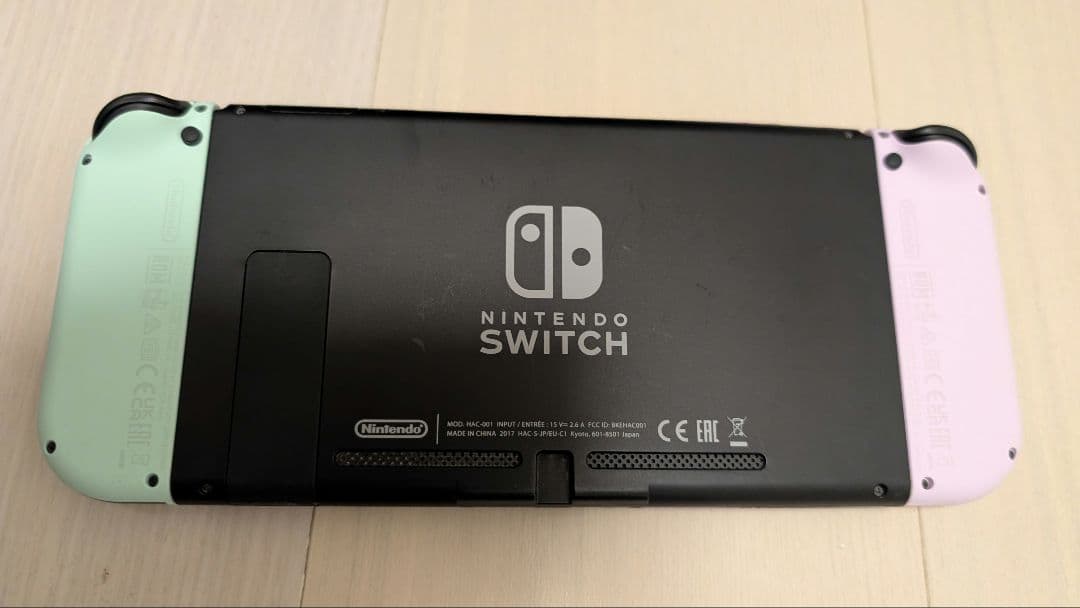 Nintendo Switch本体備品セットJoy-Conストラップ付