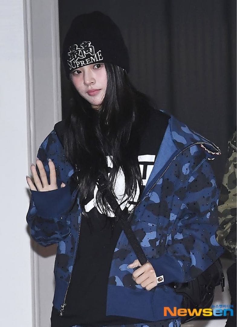 (稀少)【ミンジちゃん着用】Supreme God beanie 黒