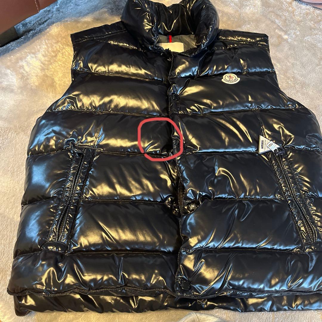 MONCLER ダウンベスト　　3