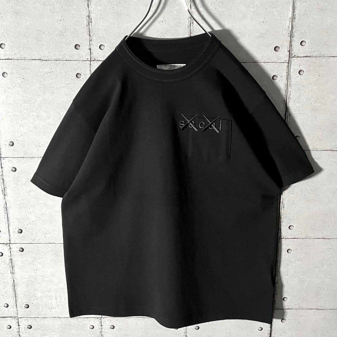 美品 ☆ サカイ 刺繍ロゴ カウズ限定コラボ Tシャツ ブラック 3（L)