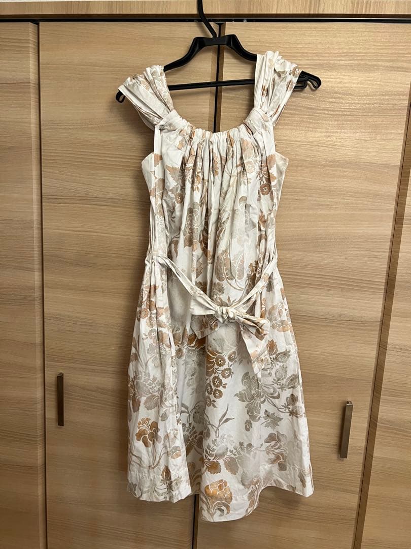 ヴィヴィアン　vivienne westwood ワンピース　リゾート　白