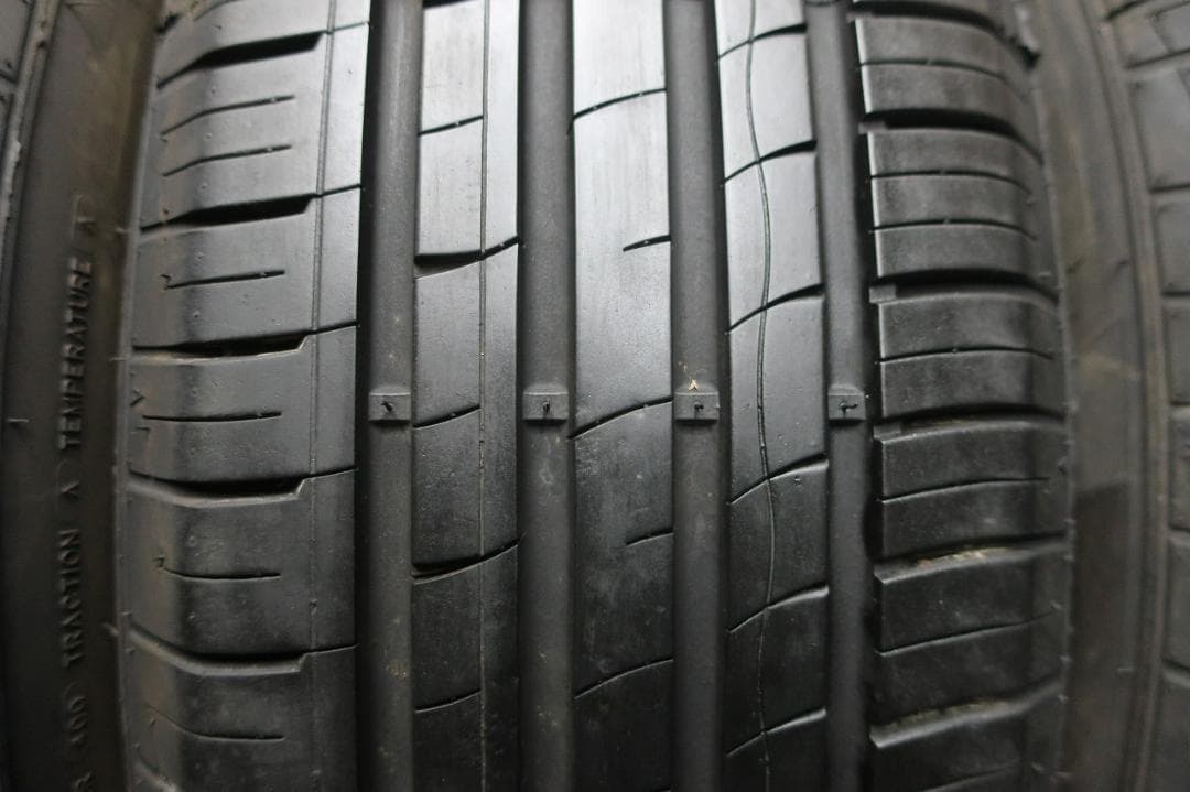 2024年製　ミネルバ　RADIAL　F209　215/60R16　バリ溝　4本