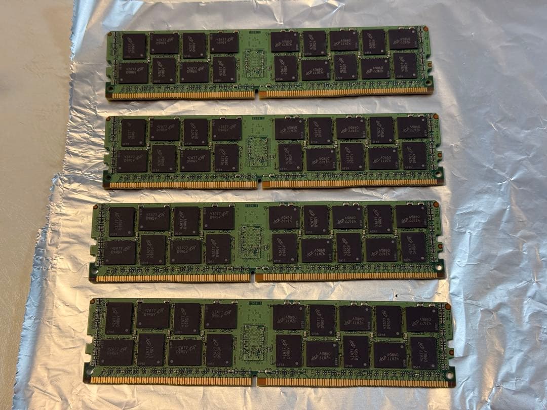 【合計64GB】16GB DDR4 ECC Reg（RDIMM）× 4枚