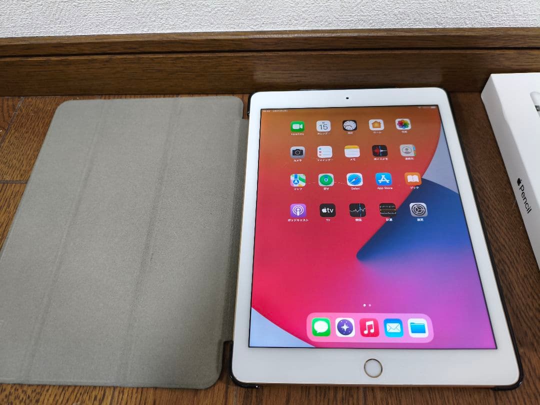 iPad Pro 9.7インチ256GB SIMフリー+Apple Pencil