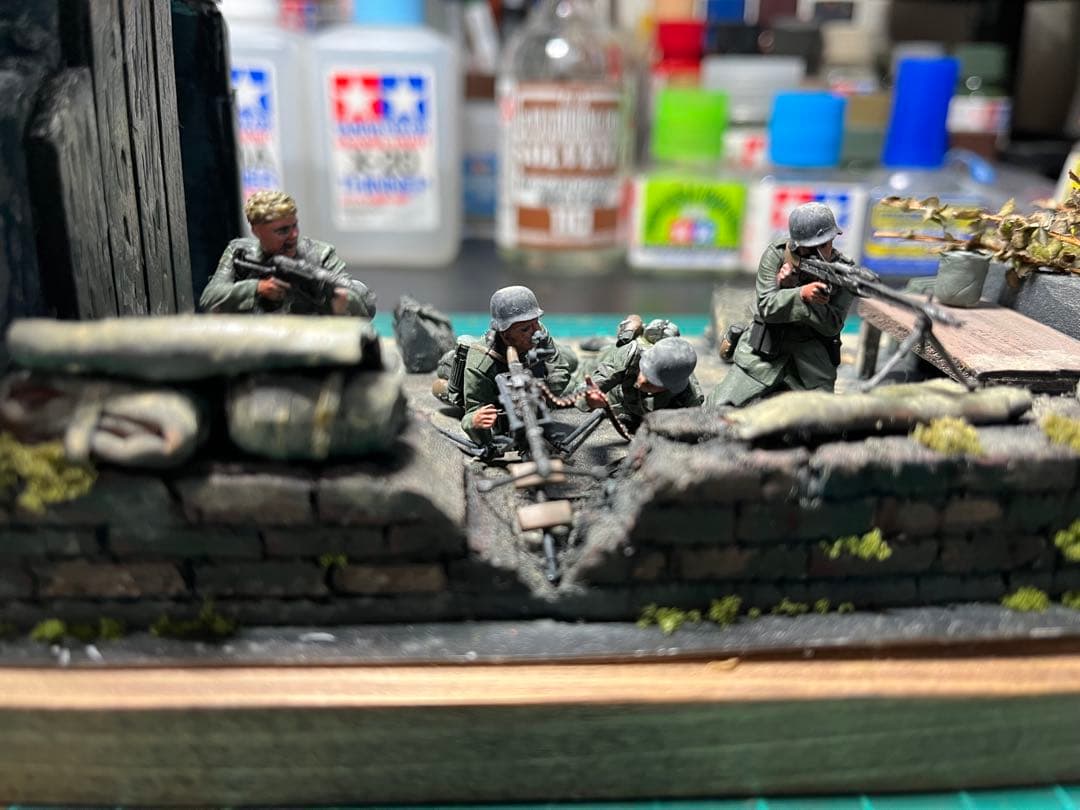 戦闘シーン ジオラマ　1/35ドイツ機関銃チーム。
