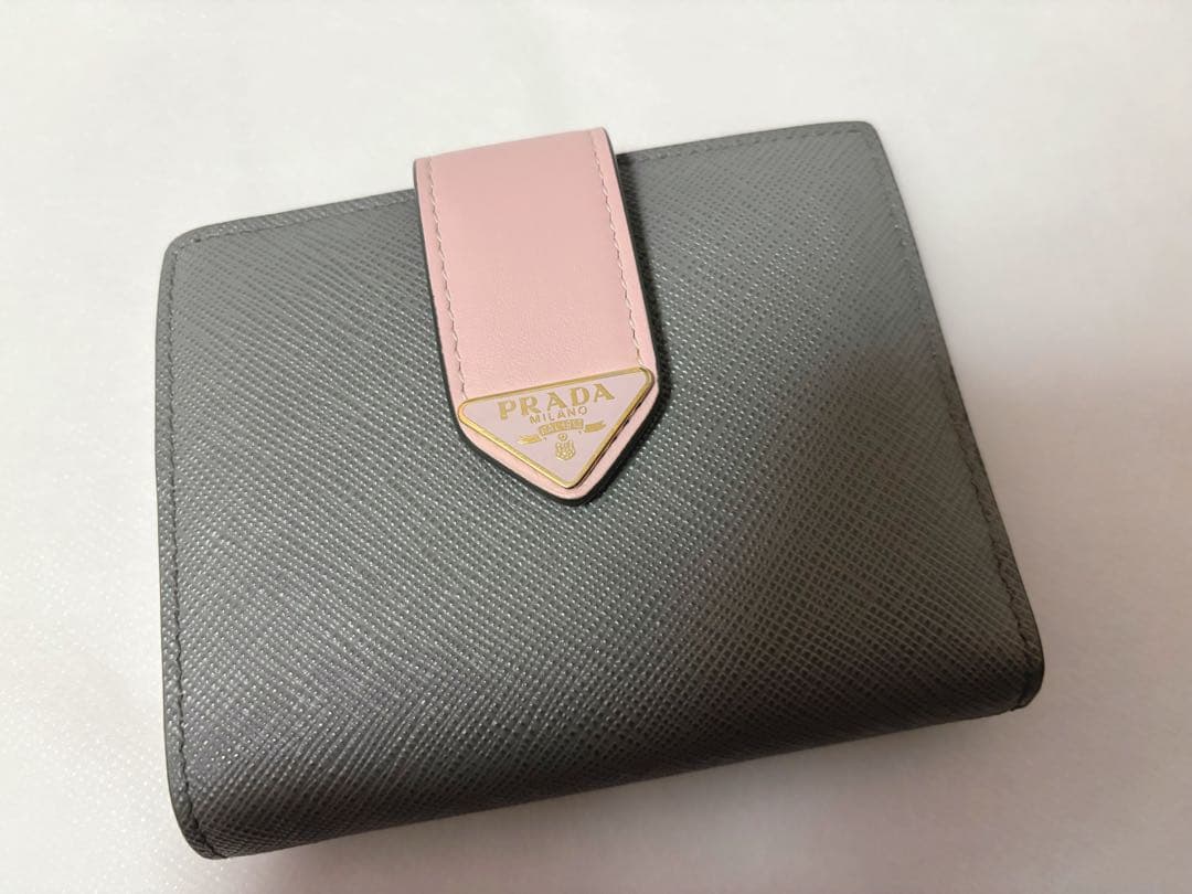 PRADA 二つ折り財布 グレー/ピンク