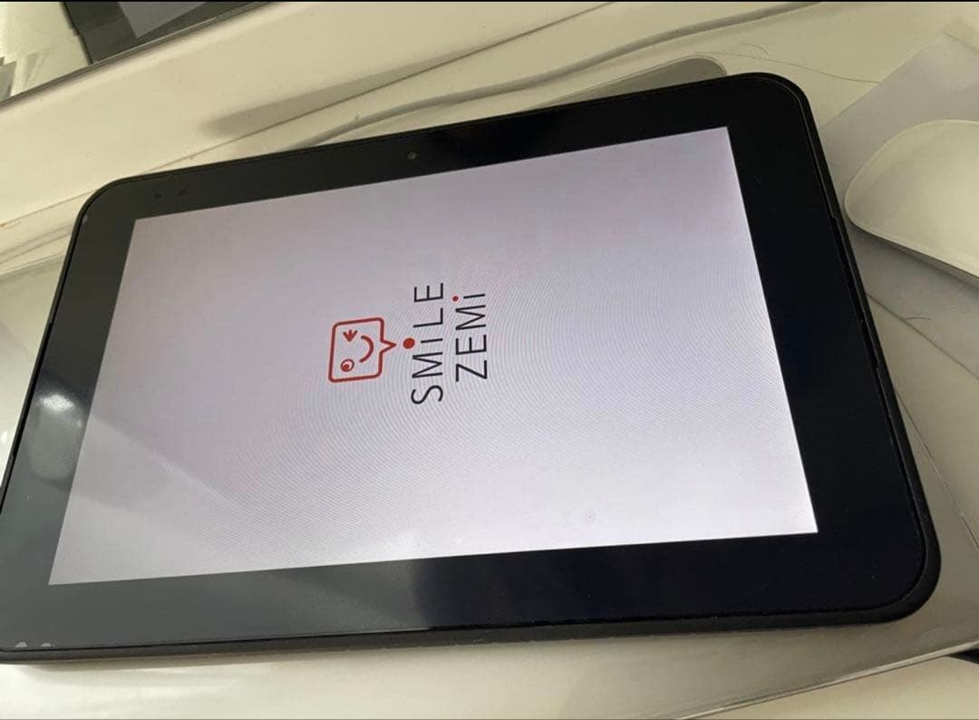 スマイルゼミ　教材入りタブレット小1小2小3