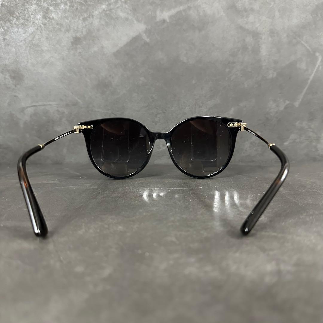 Valentino ブラック キャットアイ サングラス