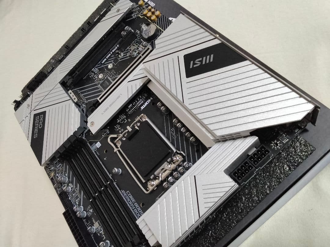 ニ*ク様 CPU+マザーボード 13700K+Z790