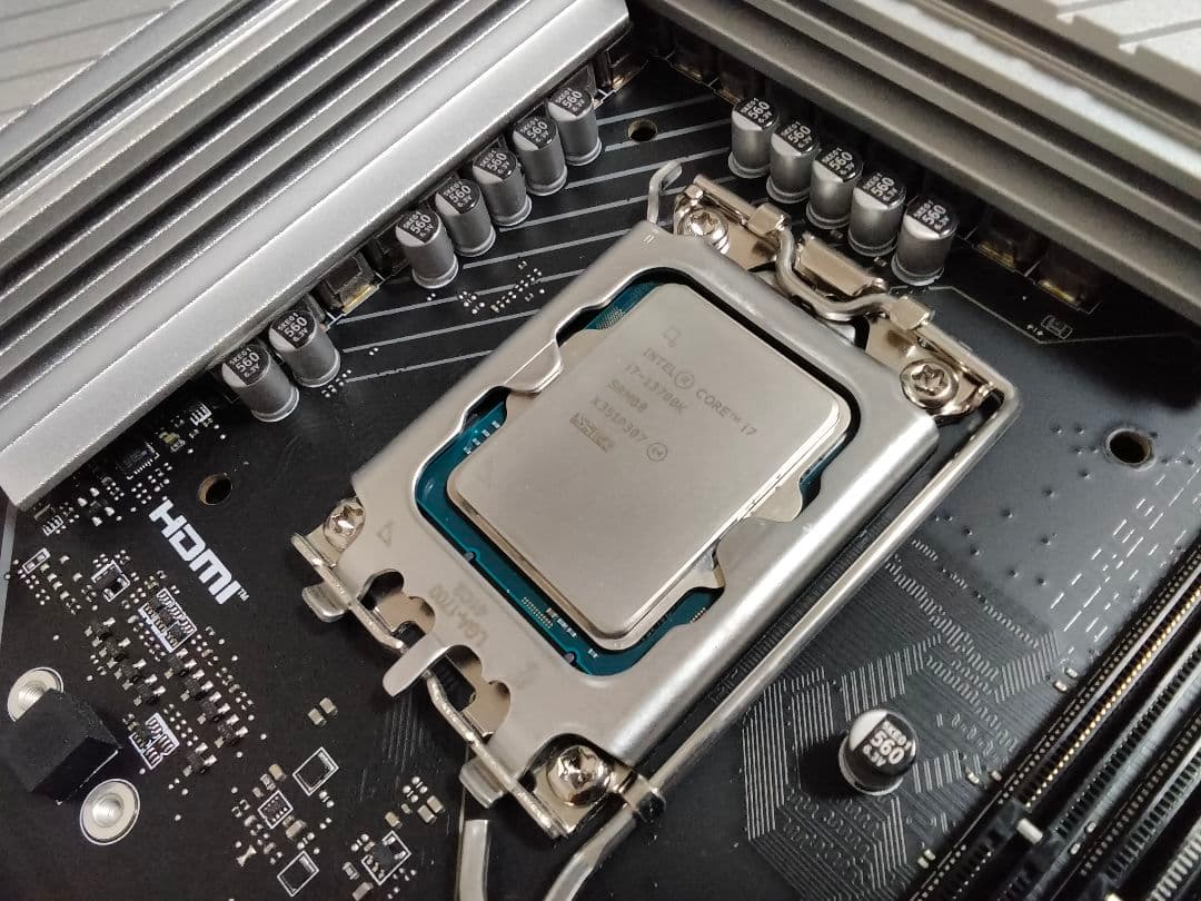 ニ*ク様 CPU+マザーボード 13700K+Z790