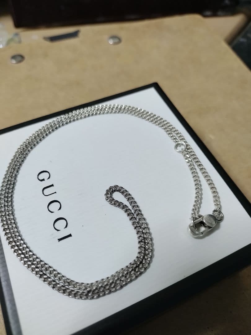 良好品 GUCCIグッチ シルバー925チェーンネックレス 高級感あり 箱等付