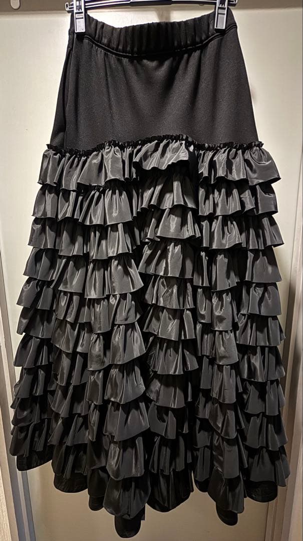 OMMO MANY FRILLS VOLUME SK 黒 サイズ38