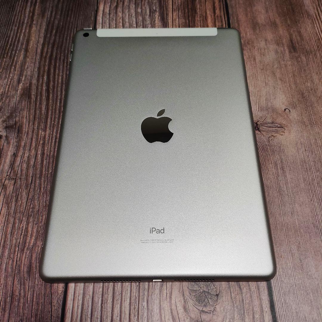 iPad 第7世代 128GB SIMフリー シルバー バッテリー96%