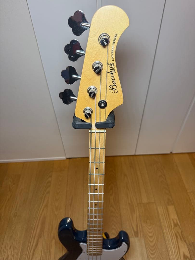 美品 Bacchus Universe Series BJB-1 ジャズベース
