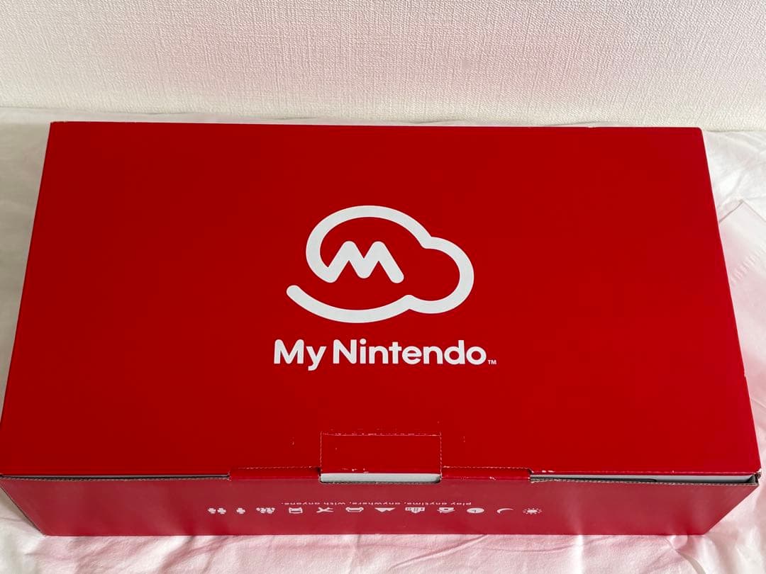 【美品】Nintendo Switch バッテリー強化モデル 本体 ＋ホリパッド