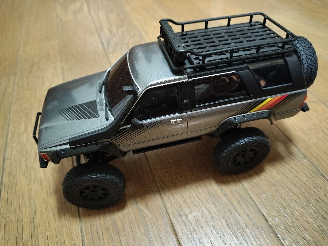 トヨタ4ランナー（ハイラックスサーフ）アクセサリーパーツ付き