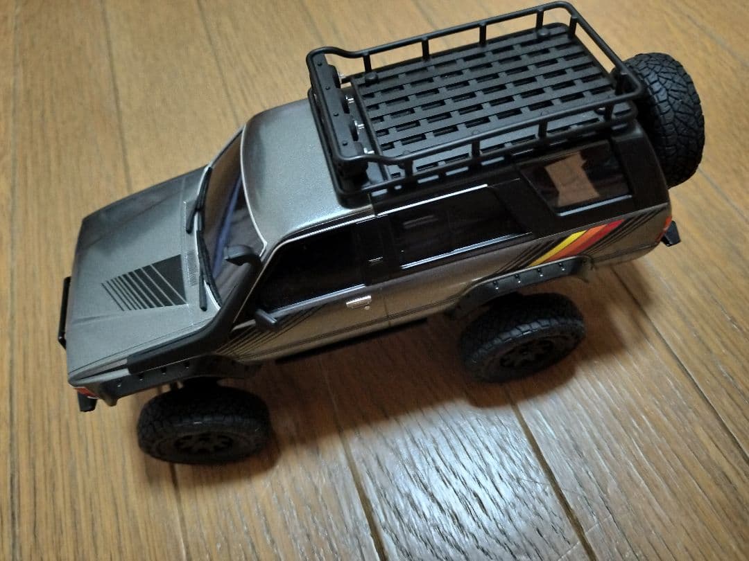 トヨタ4ランナー（ハイラックスサーフ）アクセサリーパーツ付き