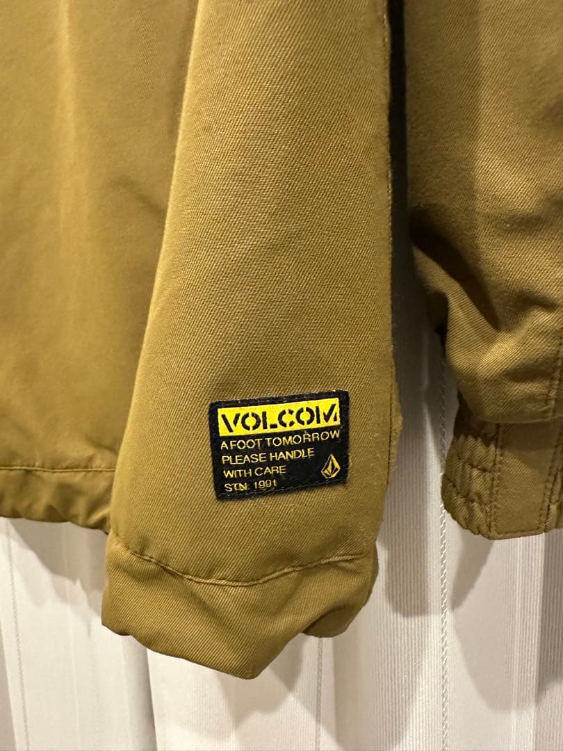 VOLCOM ウェア　ジャケット　Lサイズ