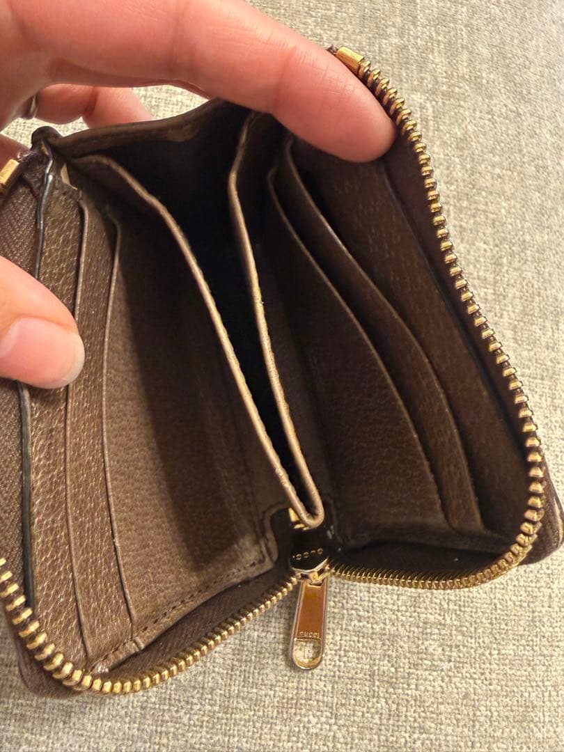 うさぎGUCCI オフディア 二つ折り財布 L字ファスナーGGパターン