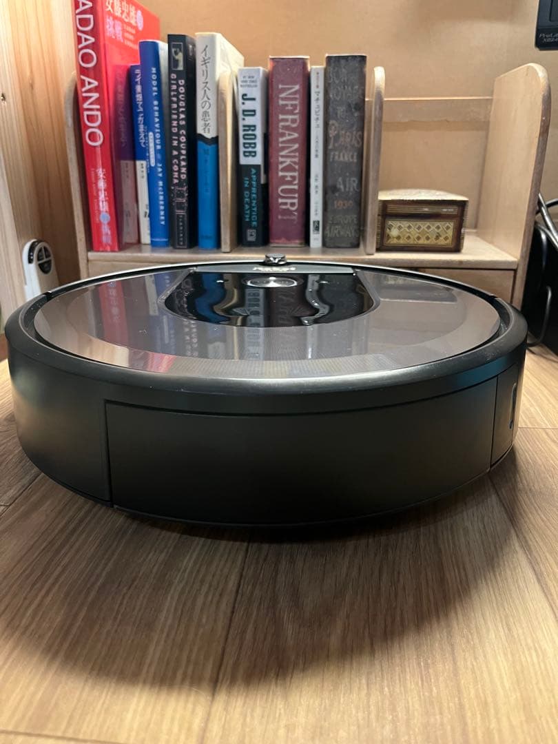 iRobot ルンバ　i7 ロボット掃除機 本体 ブラック【値下げ応相談】