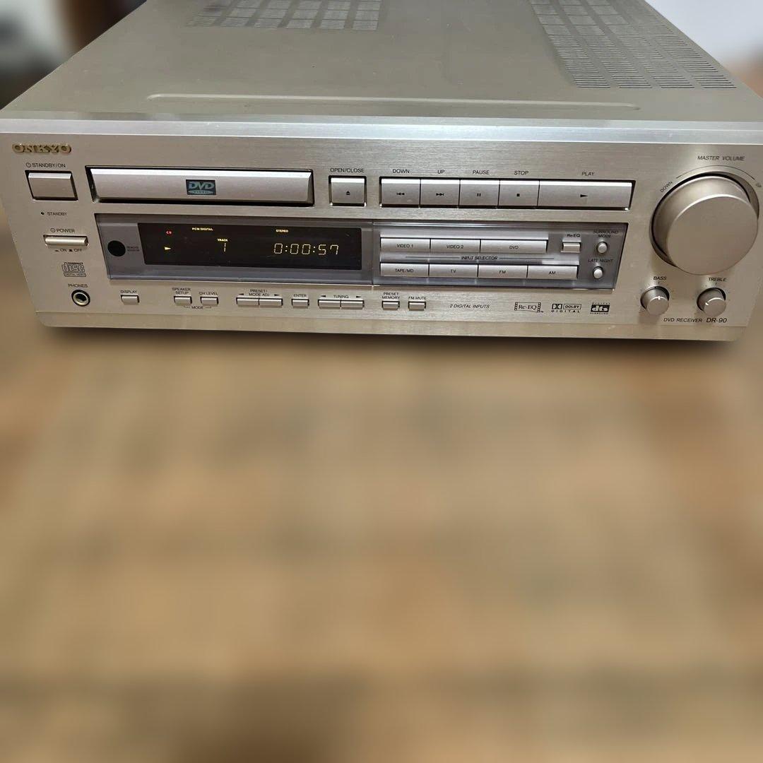 ONKYOオーディオ DVDレシーバー DR-90中古品。