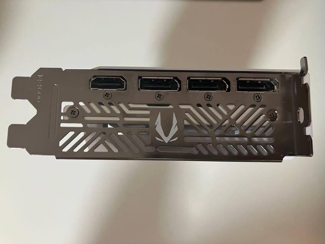 グラフィックボード・グラボ・ビデオカード GeForce RTX5050 ZOTAC Gaming Twin Edge