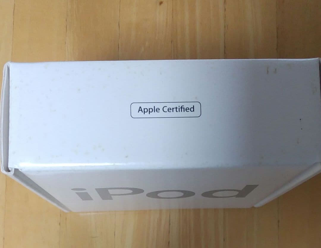 新品未使用FA564J/A(MA564J/A) ipod shuffle