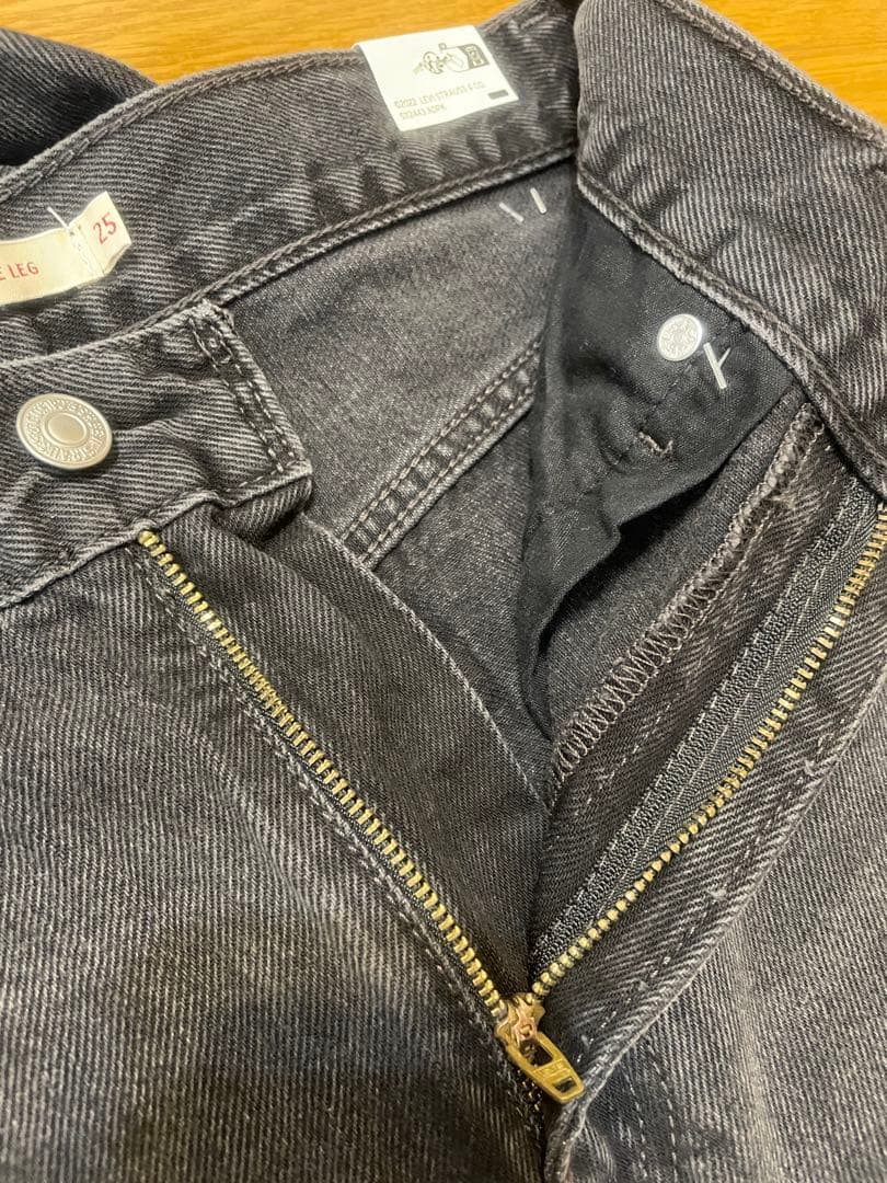 リーバイス RIBCAGE WIDE LEG w25