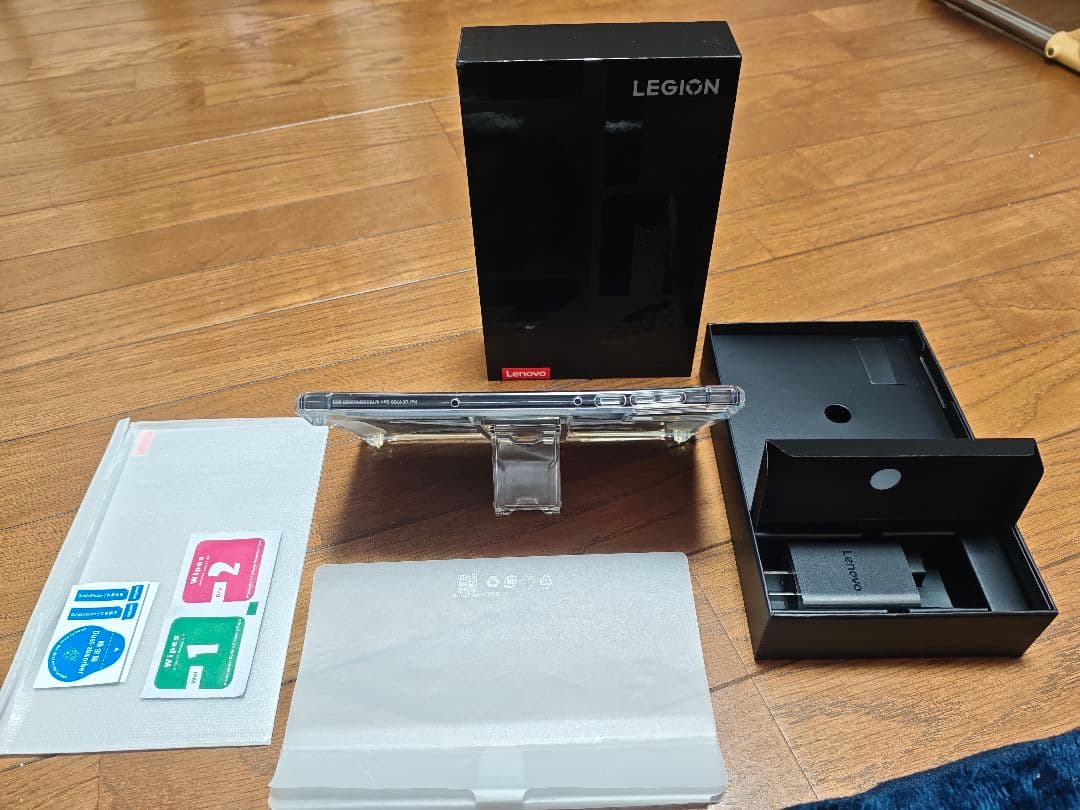 Androidタブレット本体 Lenovo LEGION Y700 12GB 256GB